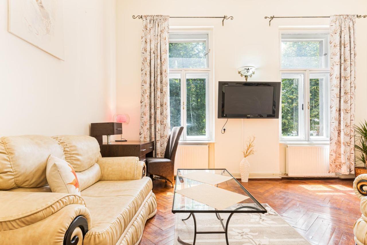 Hera Apartment - Old Town Brašov Exteriér fotografie